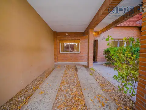 Depto Tipo Casa en Venta de 4 ambientes