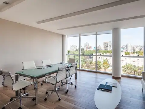 Oficina en Venta con 5 cocheras