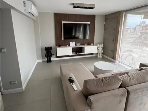 Departamento 4 ambientes con 3 baños