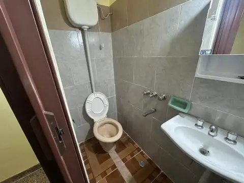 Depto Tipo Casa en Alquiler en Monte Chingolo, $ 300.000