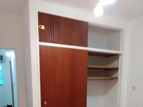 Depto Tipo Casa en Alquiler de 1 dormitorio