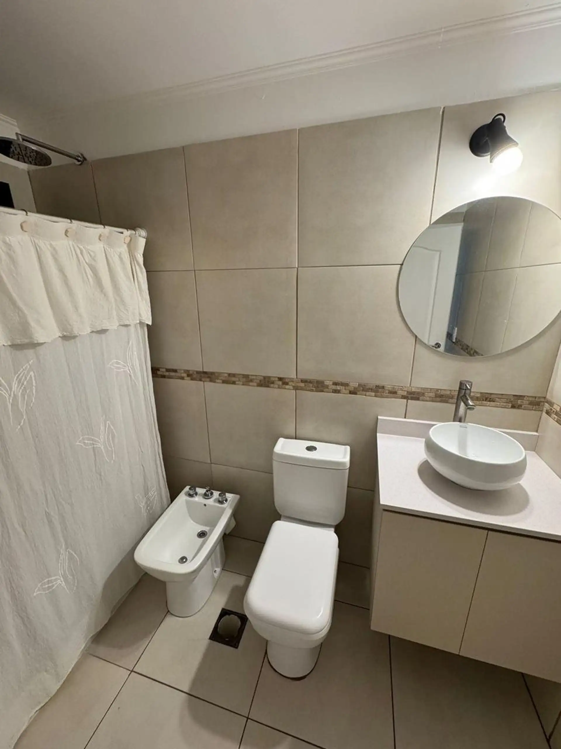 Depto 3 amb, 70m² con cochera — Uriburu