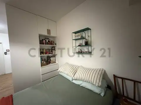 Carlos Pellegrini 1000, Piso 2