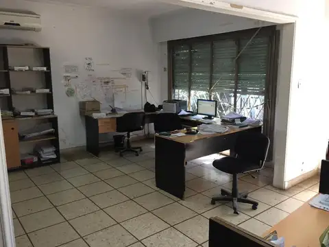 Casa 6 ambientes con 1 baño