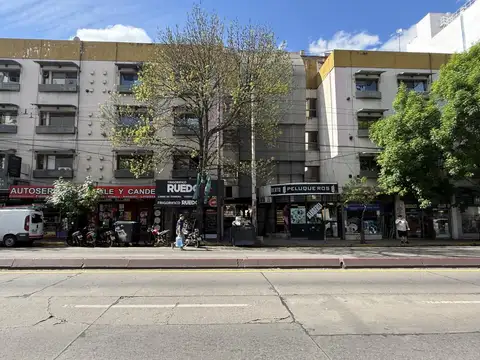 Av Colon  al 1800