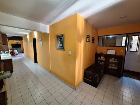 Depto Tipo Casa en Venta con 2 cocheras