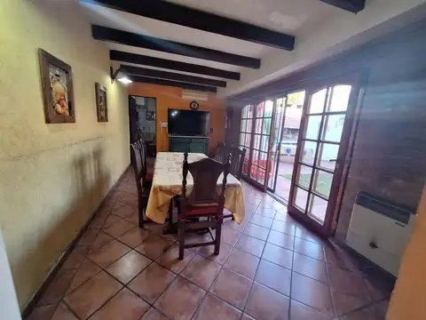 Depto Tipo Casa en Venta 54 años