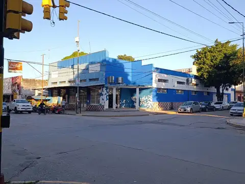 Local en Venta 51 años