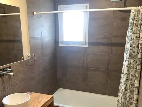 CASA EN UNA PLANTA EN VENTA EN EL CANTON GOLF