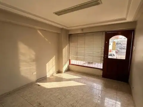 Local en Alquiler en Barrio Norte, $ 600.000