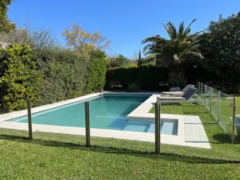 Casa en Alquiler Temporal en Laguna Del Sol, USD 6.000