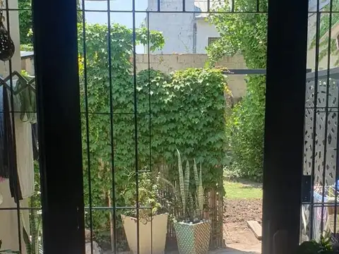 Depto Tipo Casa 3 ambientes con 1 baño