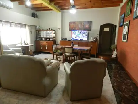 Casa en Venta de 5 dormitorios