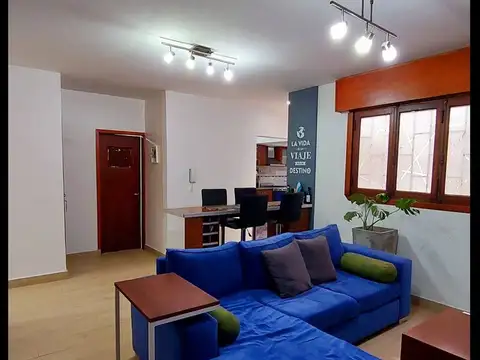 Depto Tipo Casa en Venta de 2 dormitorios