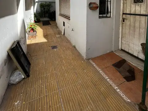 Departamento 4 ambientes con 1 baño