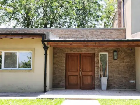 Casa en Alquiler de 3 dormitorios