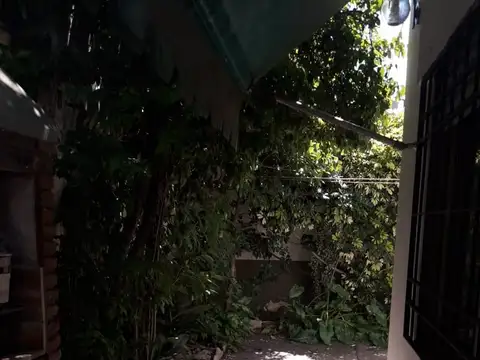 APTA CREDITO VENTA DE CASA 4 AMB. OPORTUNIDAD APTO CREDITO  