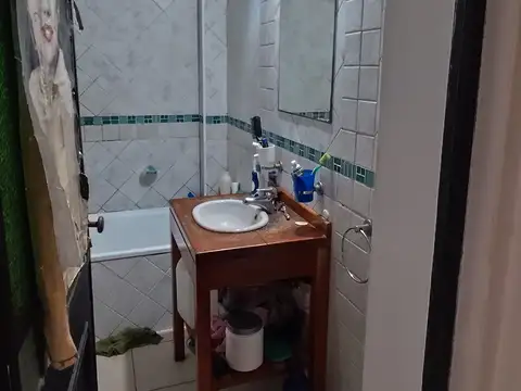 Depto Tipo Casa en Venta en Balvanera, USD 90.000