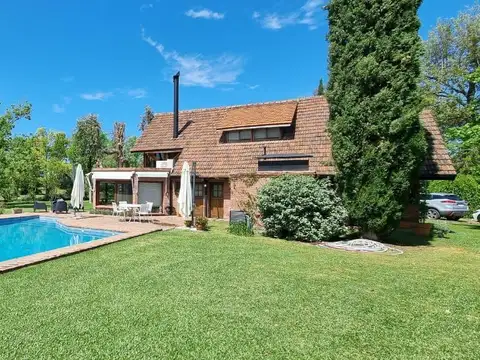 Casa en Venta en Las Praderas de Luján, USD 320.000