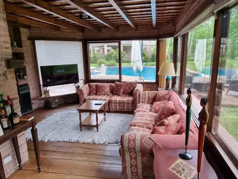 Gran casa de 4 dormitorios con piscina y vista al golf | Las Praderas