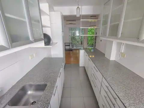 VENTA PH AL FRENTE CON BALCÓN Y GRAN TERRAZA — NUÑEZ