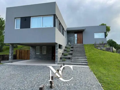 Casa en Venta en Costa Esmeralda 5 dormitorios