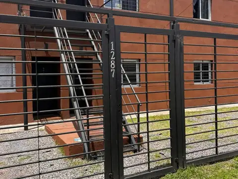 Departamento en venta c/ cochera en  Pilar