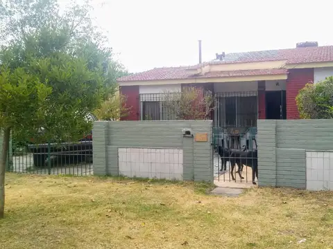 Calle 4 mar del tuyu 6100