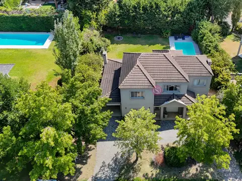 Casa en Venta de 4 dormitorios