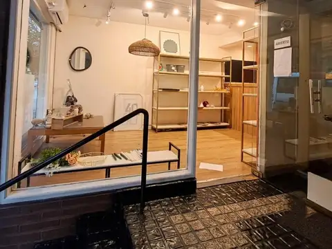 Local en Venta 35 años
