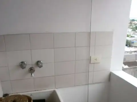 9 De Julio 100, Piso 8
