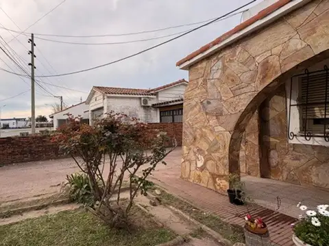 Av. Costantini 300