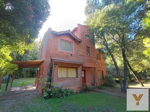 Casa en venta - 3 Dormitorios 2 Baños - Pinamar