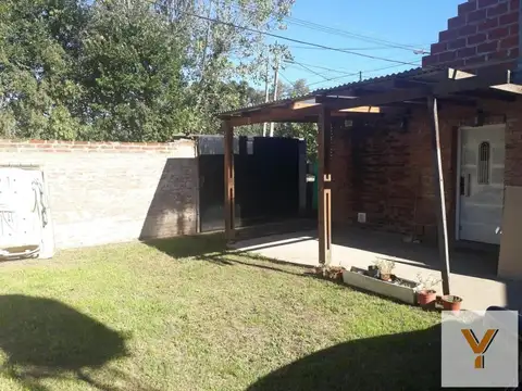 Casa en venta - 1 Dormitorio 1 Baño - Cochera - 213Mts2 - Pilar
