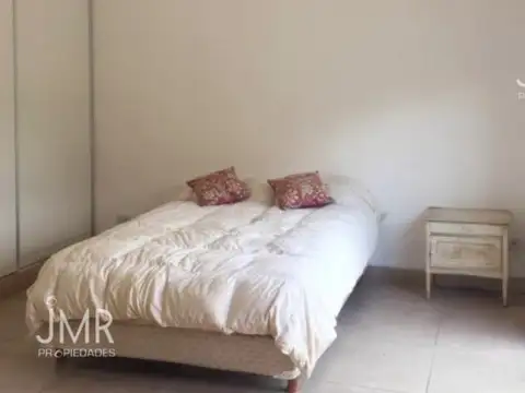 Casa en Alquiler en Condominio La Nazarena, USD 1.100