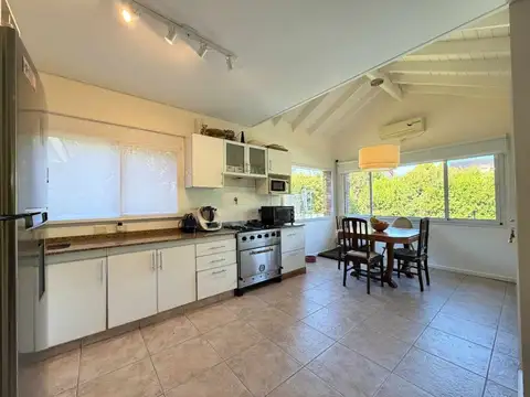 VENTA CASA 5 AMB PARQUE PILETA LA DELFINA - PILAR
