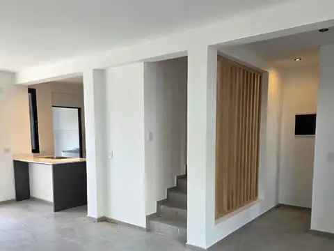 Casa en Venta en Villa Adelina, USD 330.000