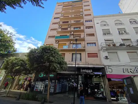 Departamento en venta en  La Plata