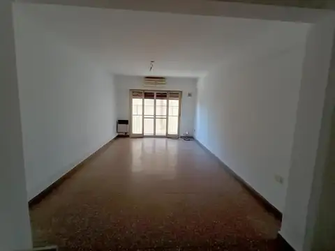 8 e/ 47 Y 48 n 780 piso 7 dto c