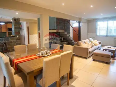 Casa en Venta en Olivos, USD 470.000
