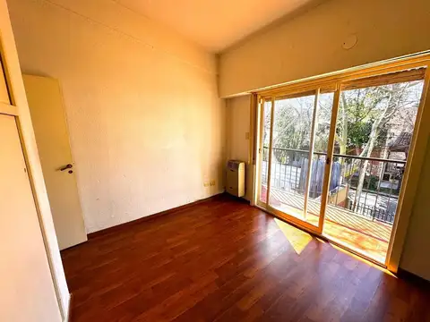 Depto Tipo Casa en Venta con 1 cocheras