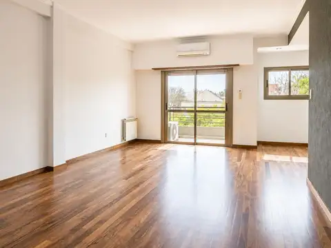 Departamento 6 ambientes con 2 baños