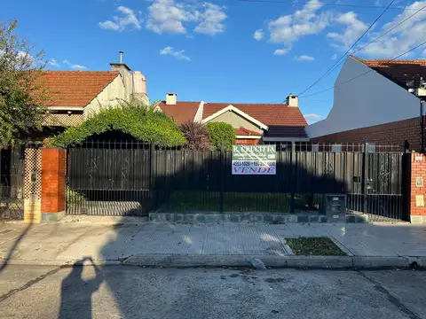 Exc. casa 4 amb. en planta baja