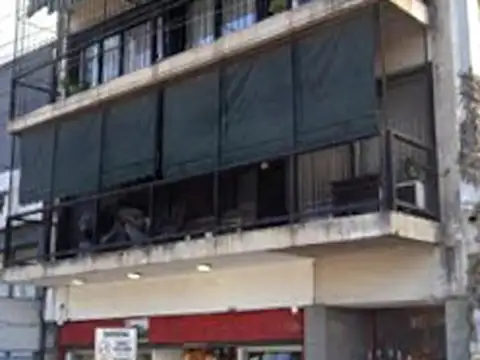 Depto. 2 amb Interno Luminoso 1ro x ecalera BELGRANO