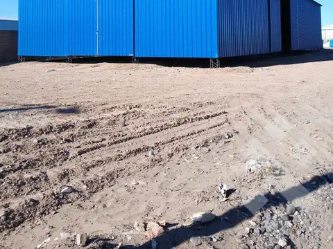 En venta, Galpon de 450 m2 cubiertos, en Parque industrial Centenario