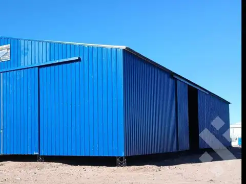 En venta, Galpon de 450 m2 cubiertos, en Parque industrial Centenario
