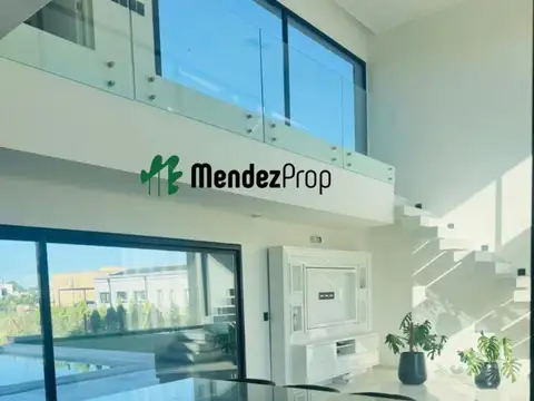 Casa en Alquiler en El Rebenque, USD 2.500