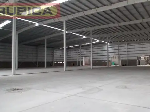 Deposito alquiler 4.600 m2  Don Torcuato Panamericana km.25