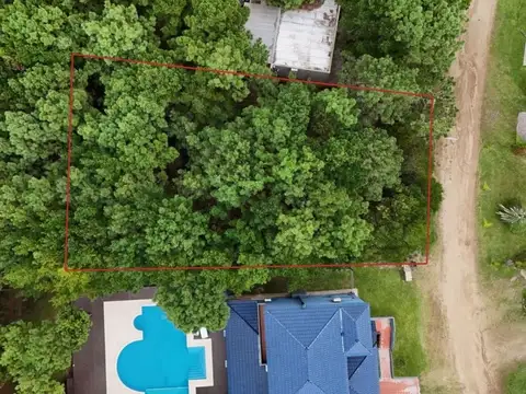 Terreno en Venta 50  mts Fondo