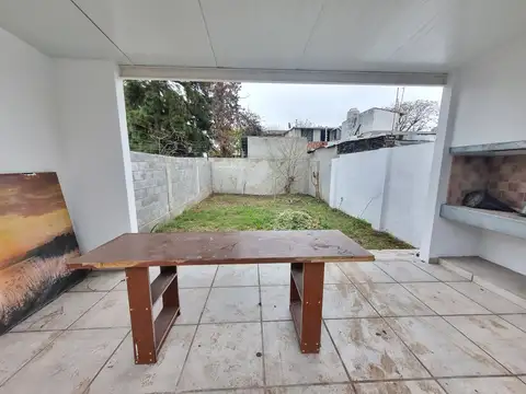 Depto Tipo Casa 3 ambientes con 1 baño